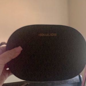 Michael Kors jet set bag used twice too small for my liking no rips or tears